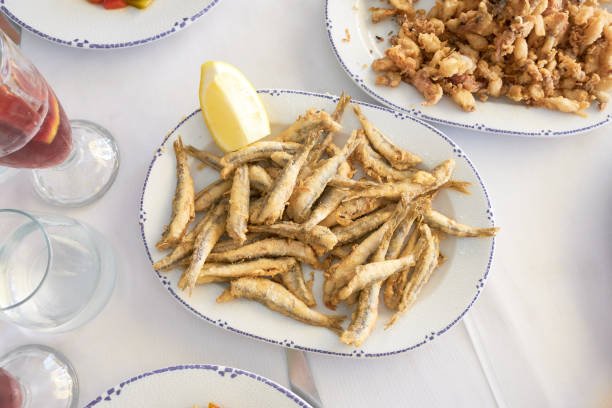 Boquerones fritos o adobo